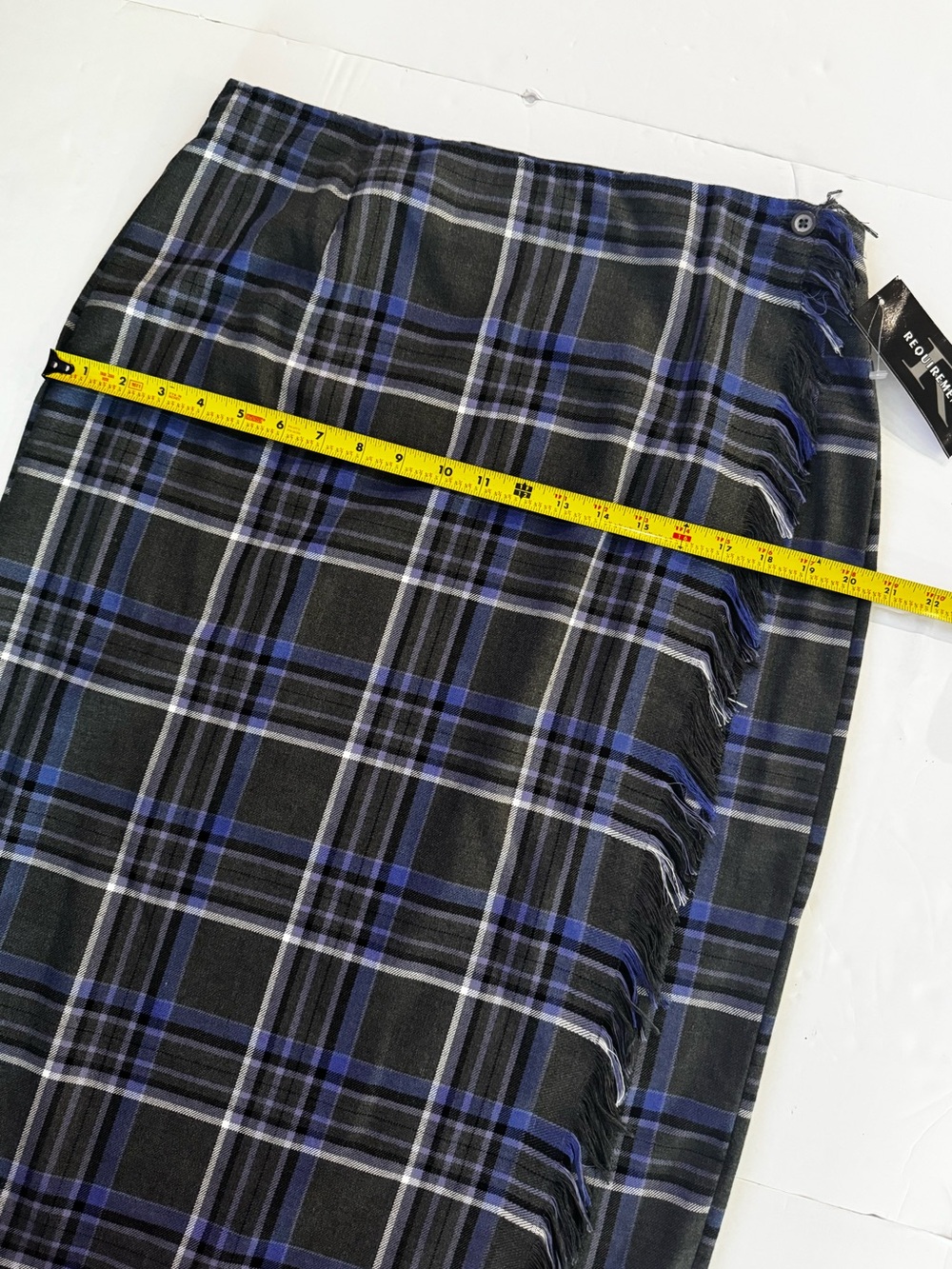 Requirements Grey & Blue Plaid Tartan Wrap Skirt w/ Fringe- size 14 - Picture 12 of 14